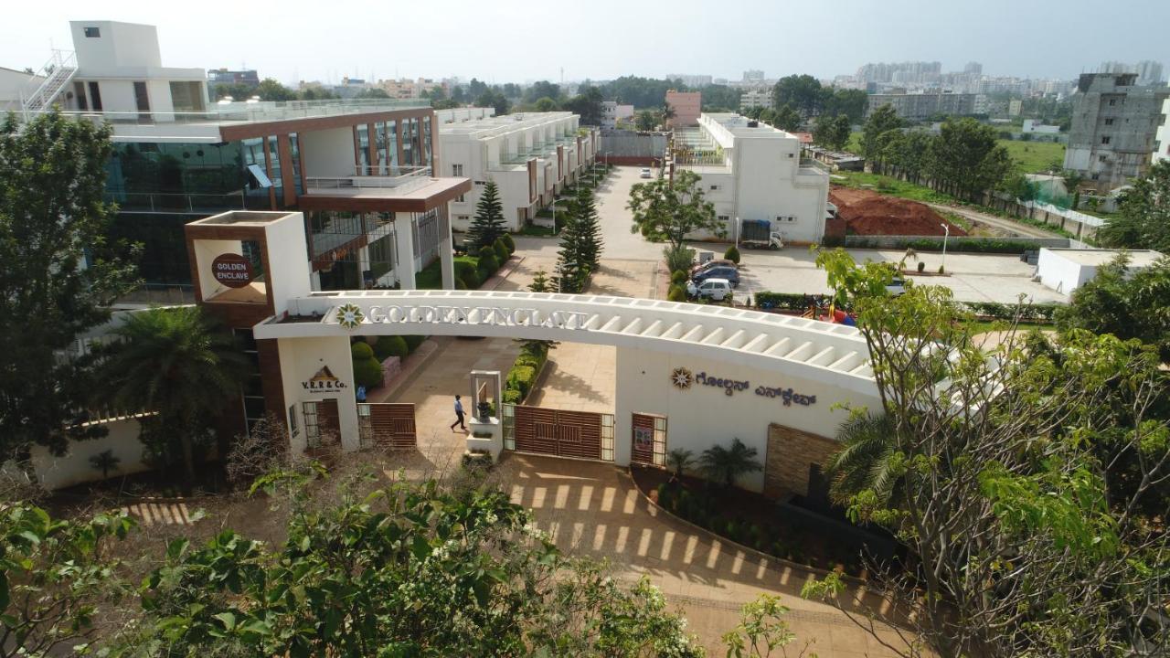 Vrr Astoria Hotel & Convention Center Bangalore Exterior foto